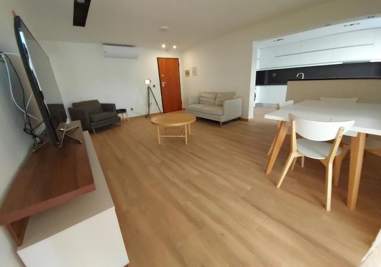 Διαμέρισμα Europa Residences 102 Πράγια